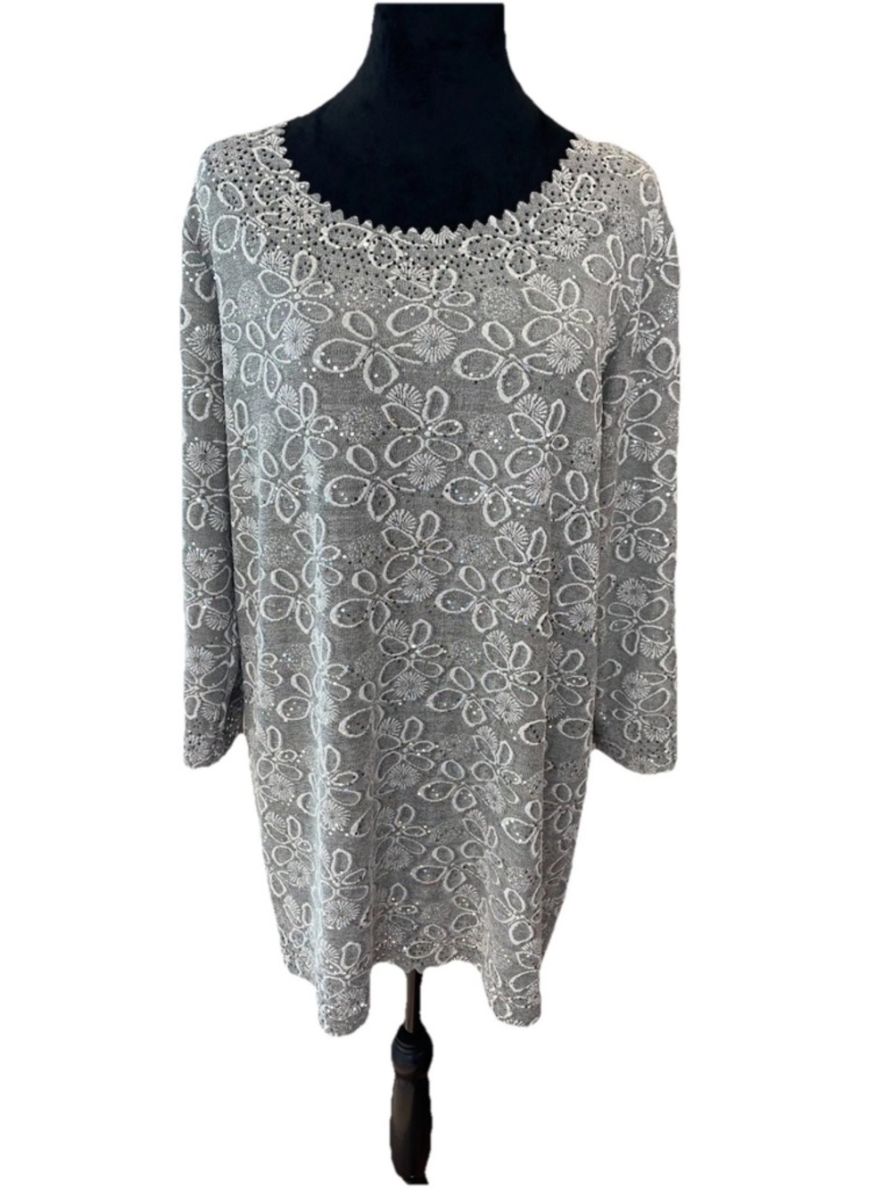 Salon Studio Gray sparkly floral pullover tunic top ladies size medium‎ stretch